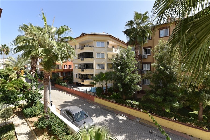 شقة نظيفة مريحة في وسط منطقة أوبا