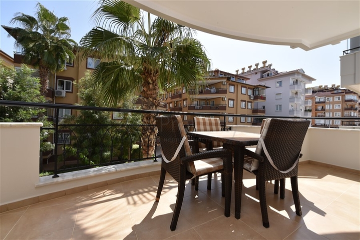 شقة نظيفة مريحة في وسط منطقة أوبا