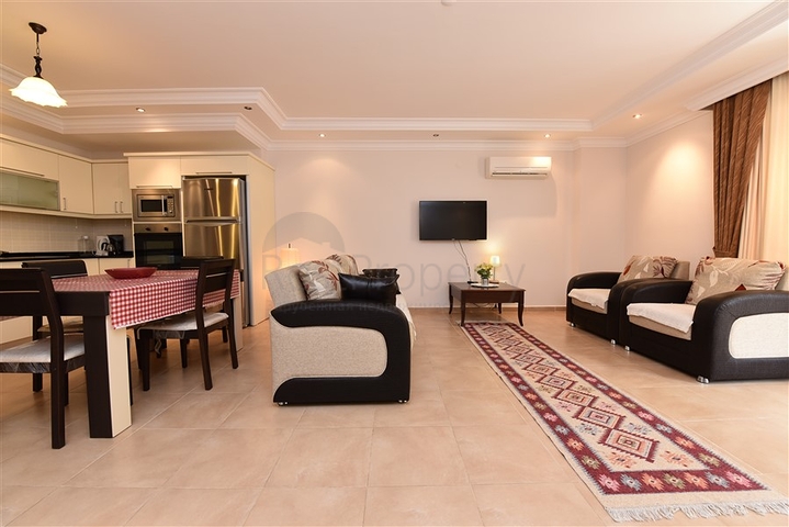 شقة نظيفة مريحة في وسط منطقة أوبا