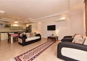 شقة نظيفة مريحة في وسط منطقة أوبا