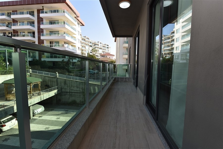 ضمن مجمع اول صف على البحر - شقة غرفتين وصالة - مفروشة - في كارجي جاك / الانيا 