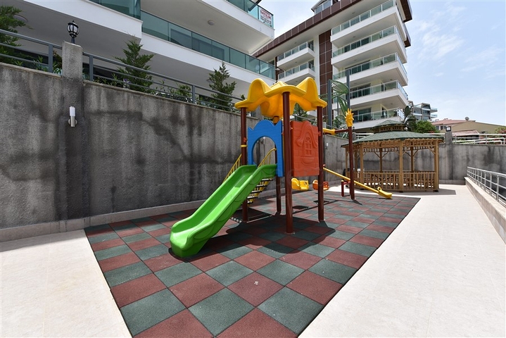 ضمن مجمع اول صف على البحر - شقة غرفتين وصالة - مفروشة - في كارجي جاك / الانيا 