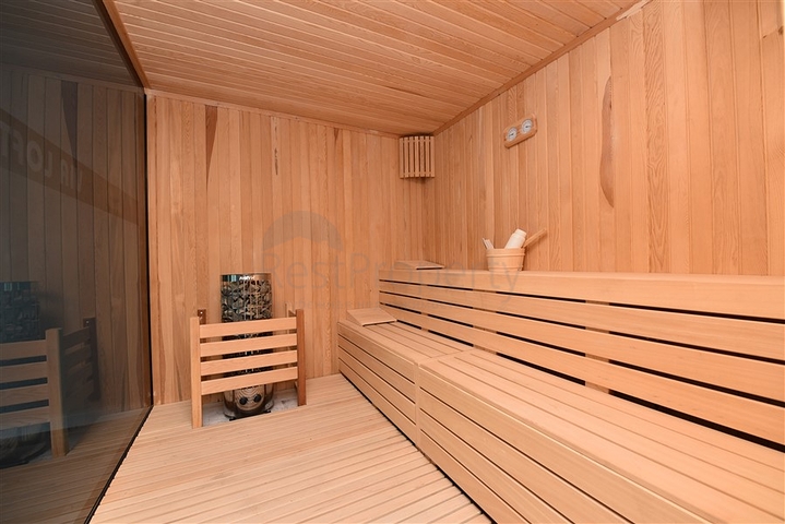 ضمن مجمع اول صف على البحر - شقة غرفتين وصالة - مفروشة - في كارجي جاك / الانيا 