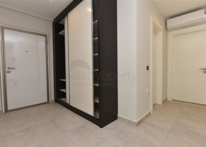 ضمن مجمع اول صف على البحر - شقة غرفتين وصالة - مفروشة - في كارجي جاك / الانيا 