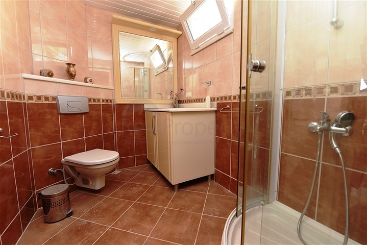 اطلالة بحر -فيلا مستقلة مع مسبح - بسعر منافس - كارجي جاك / الانيا 