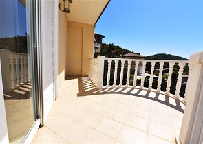 اطلالة بحر -فيلا مستقلة مع مسبح - بسعر منافس - كارجي جاك / الانيا 