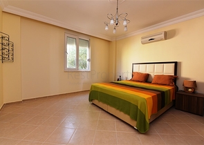 اطلالة بحر -فيلا مستقلة مع مسبح - بسعر منافس - كارجي جاك / الانيا 