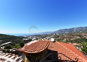 اطلالة بحر -فيلا مستقلة مع مسبح - بسعر منافس - كارجي جاك / الانيا 