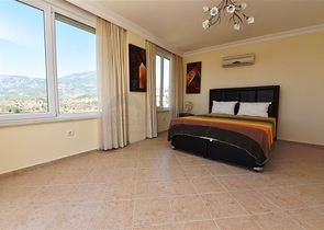 اطلالة بحر -فيلا مستقلة مع مسبح - بسعر منافس - كارجي جاك / الانيا 