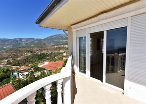 اطلالة بحر -فيلا مستقلة مع مسبح - بسعر منافس - كارجي جاك / الانيا 