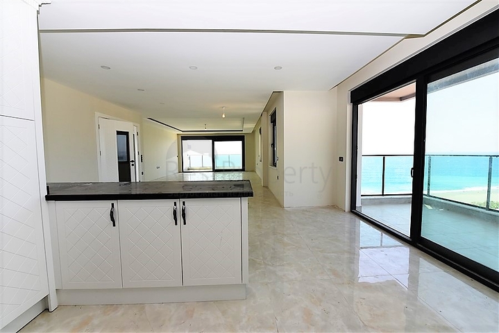 اطلالة بحر - دوبلكس 4 غرف - ضمن مجمع 5 نجوم - في مهموتلار / الانيا 