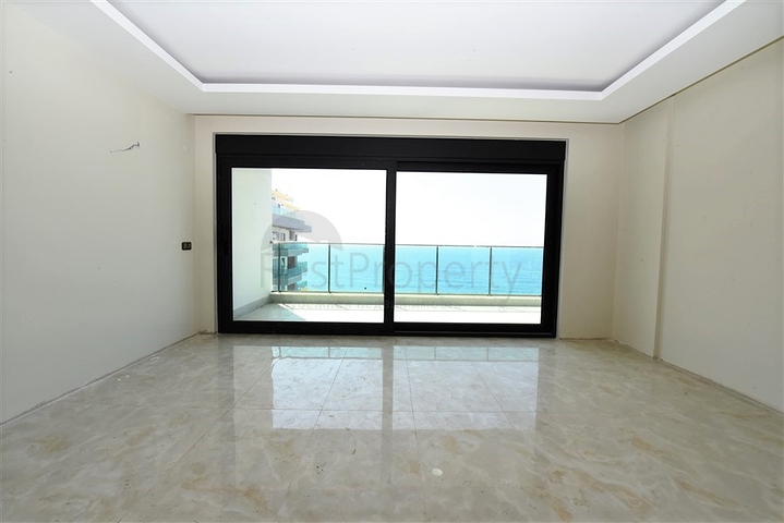 اطلالة بحر - دوبلكس 4 غرف - ضمن مجمع 5 نجوم - في مهموتلار / الانيا 