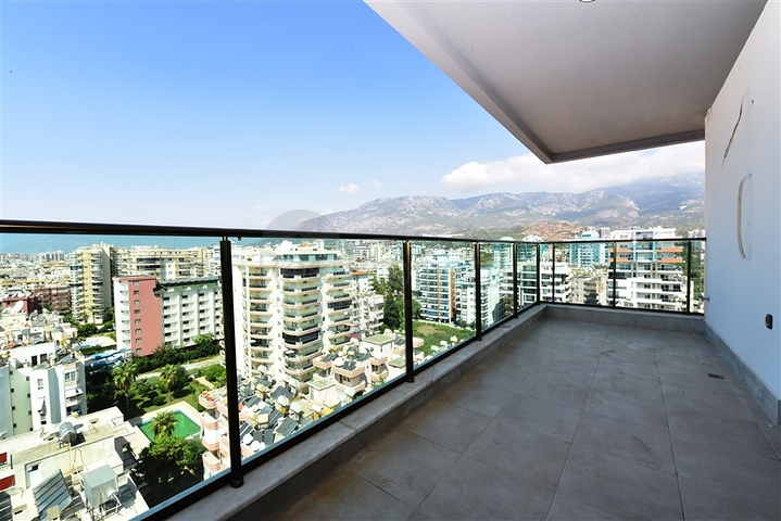 اطلالة بحر - دوبلكس 4 غرف - ضمن مجمع 5 نجوم - في مهموتلار / الانيا 