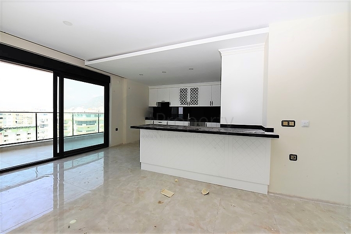 اطلالة بحر - دوبلكس 4 غرف - ضمن مجمع 5 نجوم - في مهموتلار / الانيا 