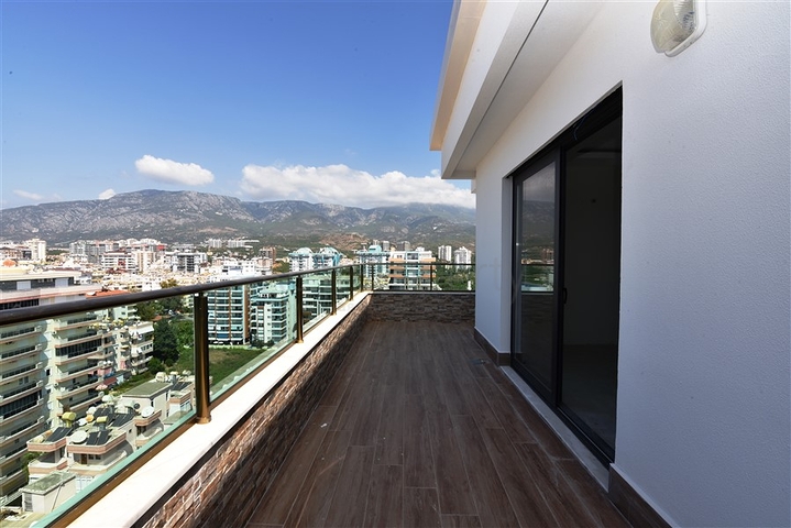 اطلالة بحر - دوبلكس 4 غرف - ضمن مجمع 5 نجوم - في مهموتلار / الانيا 