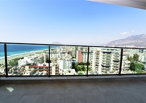 اطلالة بحر - دوبلكس 4 غرف - ضمن مجمع 5 نجوم - في مهموتلار / الانيا 