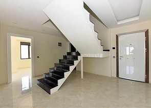 اطلالة بحر - دوبلكس 4 غرف - ضمن مجمع 5 نجوم - في مهموتلار / الانيا 