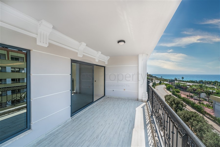 اطلالة بحر - دوبلكس فاخرة - ضمن مجمع 5 نجوم - كارجي جاك / الانيا 