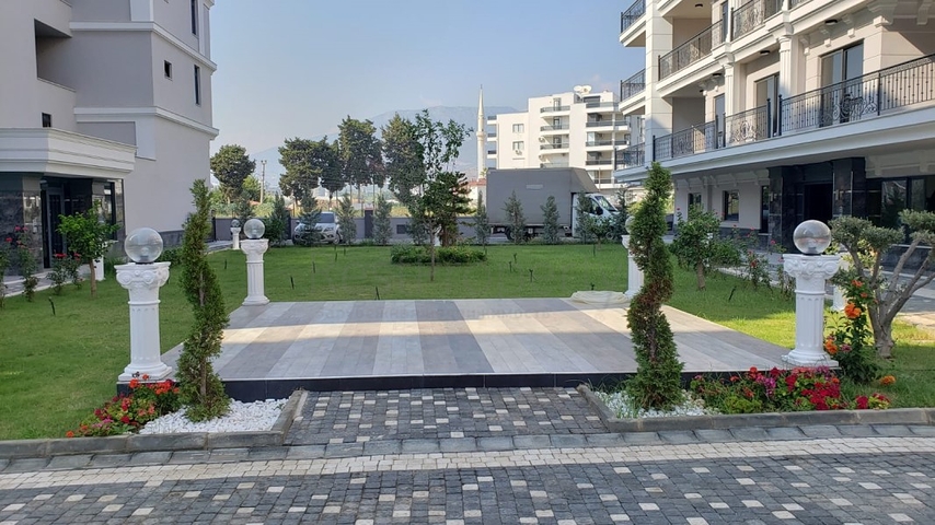 اطلالة بحر - دوبلكس فاخرة - ضمن مجمع 5 نجوم - كارجي جاك / الانيا 