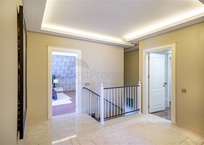 اطلالة بحر - دوبلكس فاخرة - ضمن مجمع 5 نجوم - كارجي جاك / الانيا 