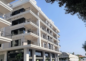 اطلالة بحر - دوبلكس فاخرة - ضمن مجمع 5 نجوم - كارجي جاك / الانيا 