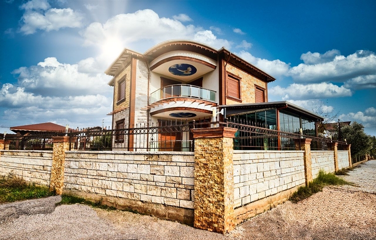 فيلا 4 + 1 في دوشمالتي انطاليا