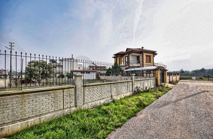 فيلا 4 + 1 في دوشمالتي انطاليا