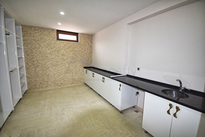 فيلا 4 + 1 في دوشمالتي انطاليا