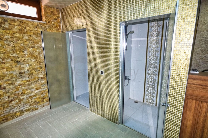 فيلا 4 + 1 في دوشمالتي انطاليا