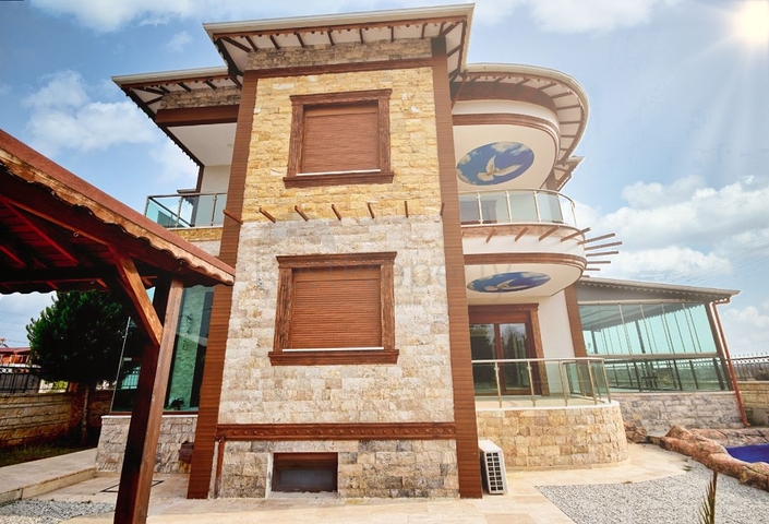 فيلا 4 + 1 في دوشمالتي انطاليا