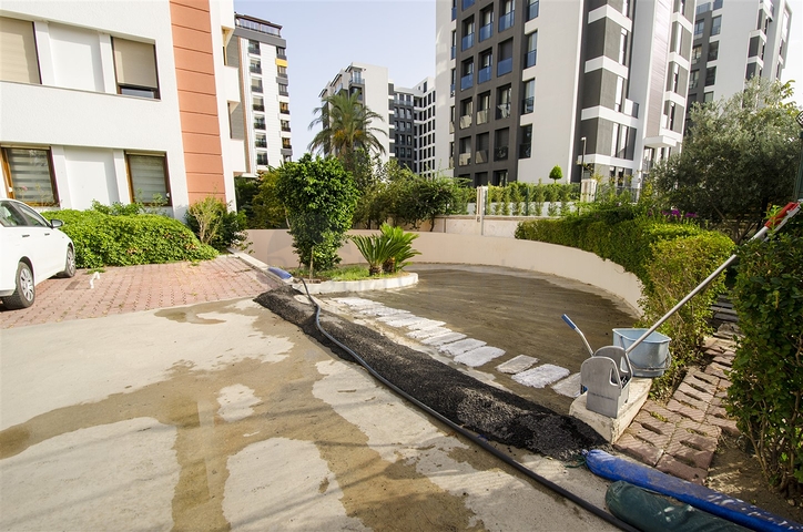 شقة واسعة 3 + 1 مطلة على البحر في كونيالتي