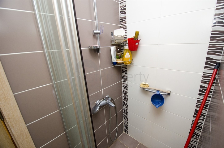 شقة واسعة 3 + 1 مطلة على البحر في كونيالتي