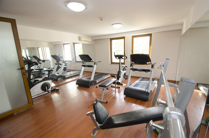 شقة واسعة 3 + 1 مطلة على البحر في كونيالتي