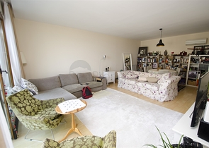 شقة واسعة 3 + 1 مطلة على البحر في كونيالتي