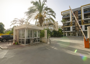 شقة واسعة 3 + 1 مطلة على البحر في كونيالتي