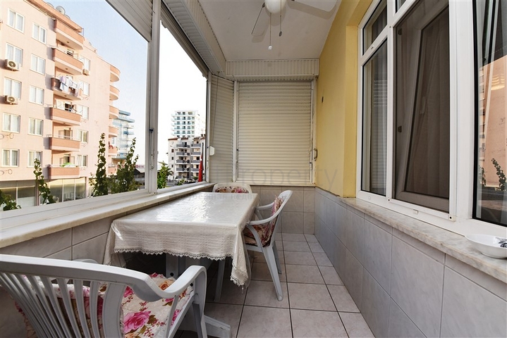 شقة غرفتين وصالة - مطبخ منفصل - مفروشة - في مهموتلار / الانيا 