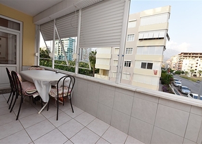 شقة غرفتين وصالة - مطبخ منفصل - مفروشة - في مهموتلار / الانيا 