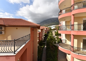 شقة غرفتين وصالة - مفروشة - ضمن مجمع سكني بين احضان الطبيعة - مهموتلار /الانيا 