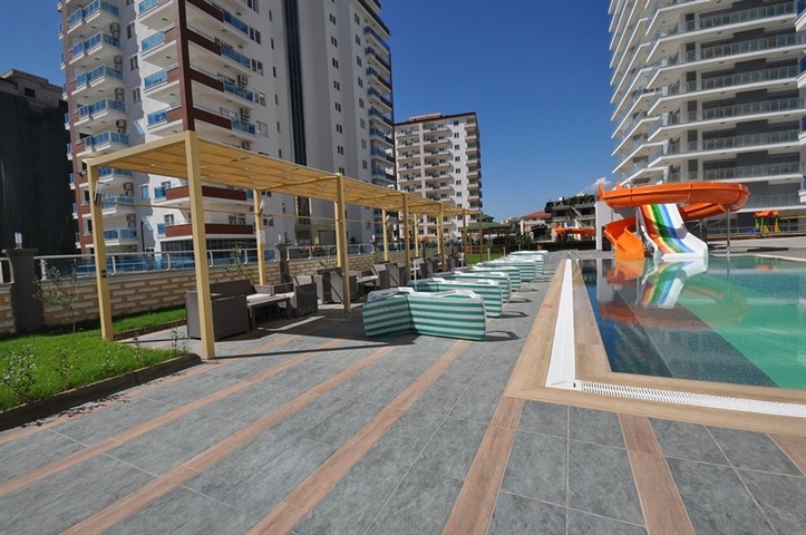 طابق مرتفع - شقة مفروشة - غرفة وصالة - مجمع مميز بخدمات  5 نجوم- مهموتلار / الانيا 