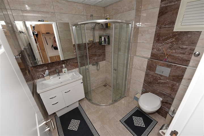 طابق مرتفع - شقة مفروشة - غرفة وصالة - مجمع مميز بخدمات  5 نجوم- مهموتلار / الانيا 