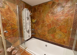 فيلا اطلالة بحر في الانيا - 4 غرف وصالة - ضمن مركز الانيا 