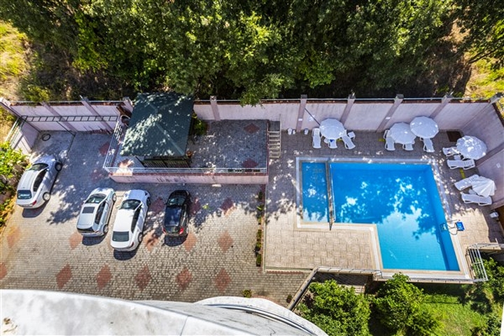 شقق في الانيا بأسعار منخفضة - غرفتين وصالة وثلاثة وصالة - في افسلار / مدينة الانيا 