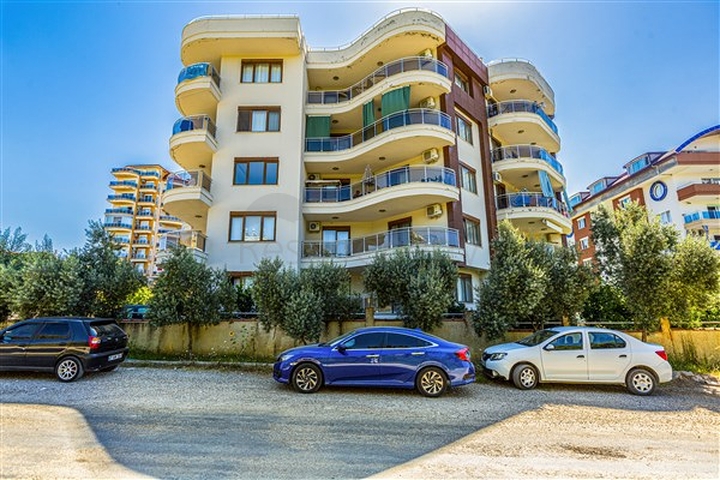 شقق في الانيا بأسعار منخفضة - غرفتين وصالة وثلاثة وصالة - في افسلار / مدينة الانيا 