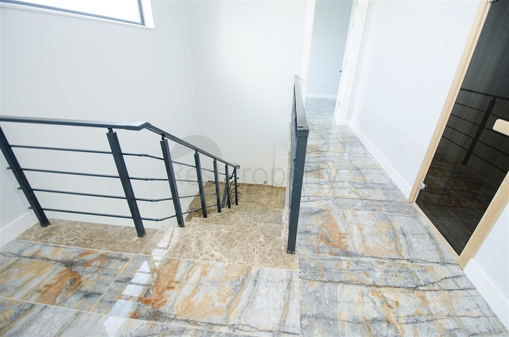 فيلا منفصلة 3 + 1 في قلب بيليك