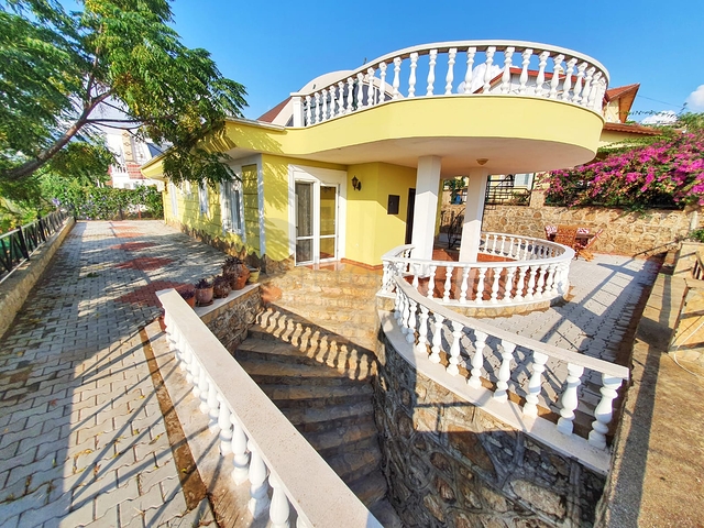 اطلالة بحر - فيلا مستقلة من تصميم 3 غرف وصالة - في كارجي جاك / الانيا 