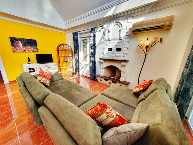 اطلالة بحر - فيلا مستقلة من تصميم 3 غرف وصالة - في كارجي جاك / الانيا 