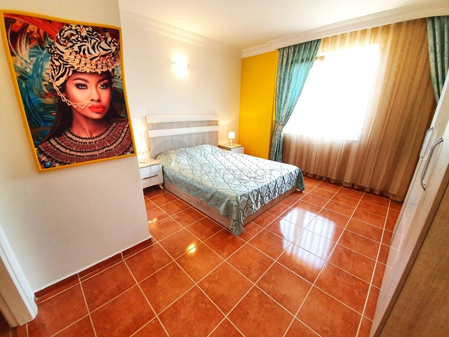 طابق مرتفع - دوبلكس واسعة 4 غرف وصالة -بسعر مميز - في مهموتلار / الانيا 