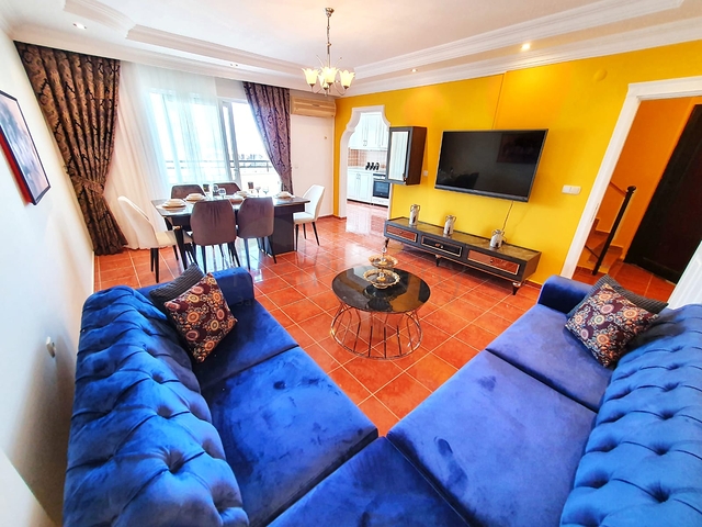 طابق مرتفع - دوبلكس واسعة 4 غرف وصالة -بسعر مميز - في مهموتلار / الانيا 