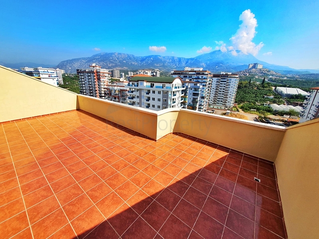 طابق مرتفع - دوبلكس واسعة 4 غرف وصالة -بسعر مميز - في مهموتلار / الانيا 