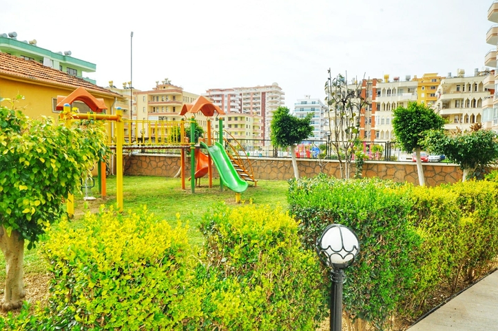 طابق مرتفع - دوبلكس واسعة 4 غرف وصالة -بسعر مميز - في مهموتلار / الانيا 